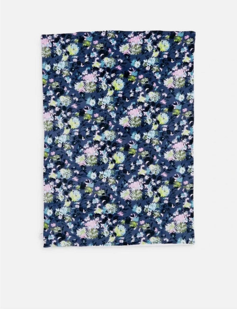 Vera Bradley Chrysanthemum Crush Plush Fleece Travel Pillow/Blanket